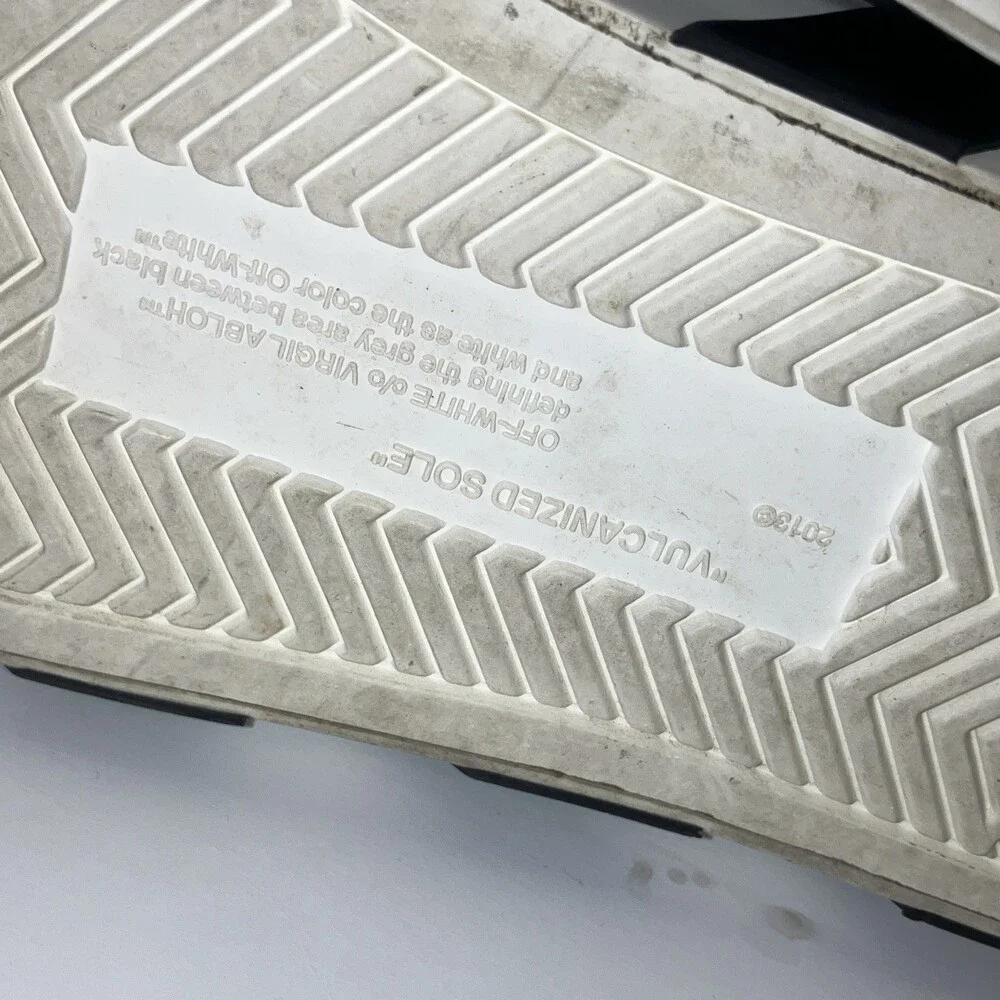 Off-White Vulcanized Men’s High Top Canvas Lace-Up Sneakers White/Black